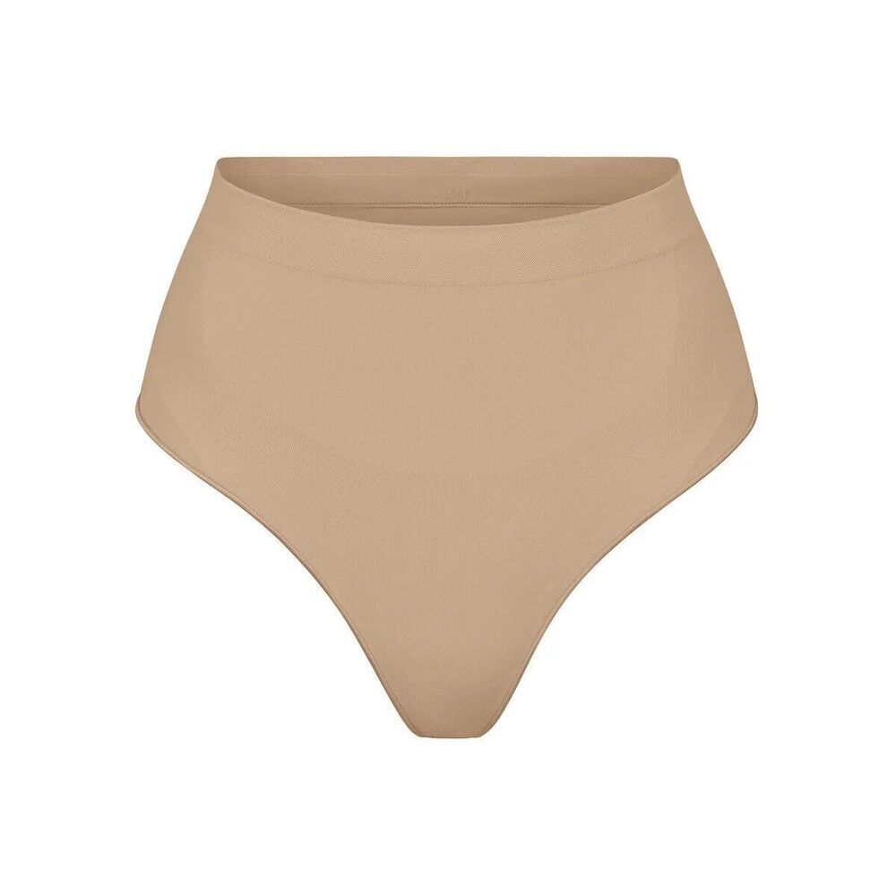 SKIMS Seamless Sculpt‎ Mid Waist Thong Size XXS/XS clay Beige NEW